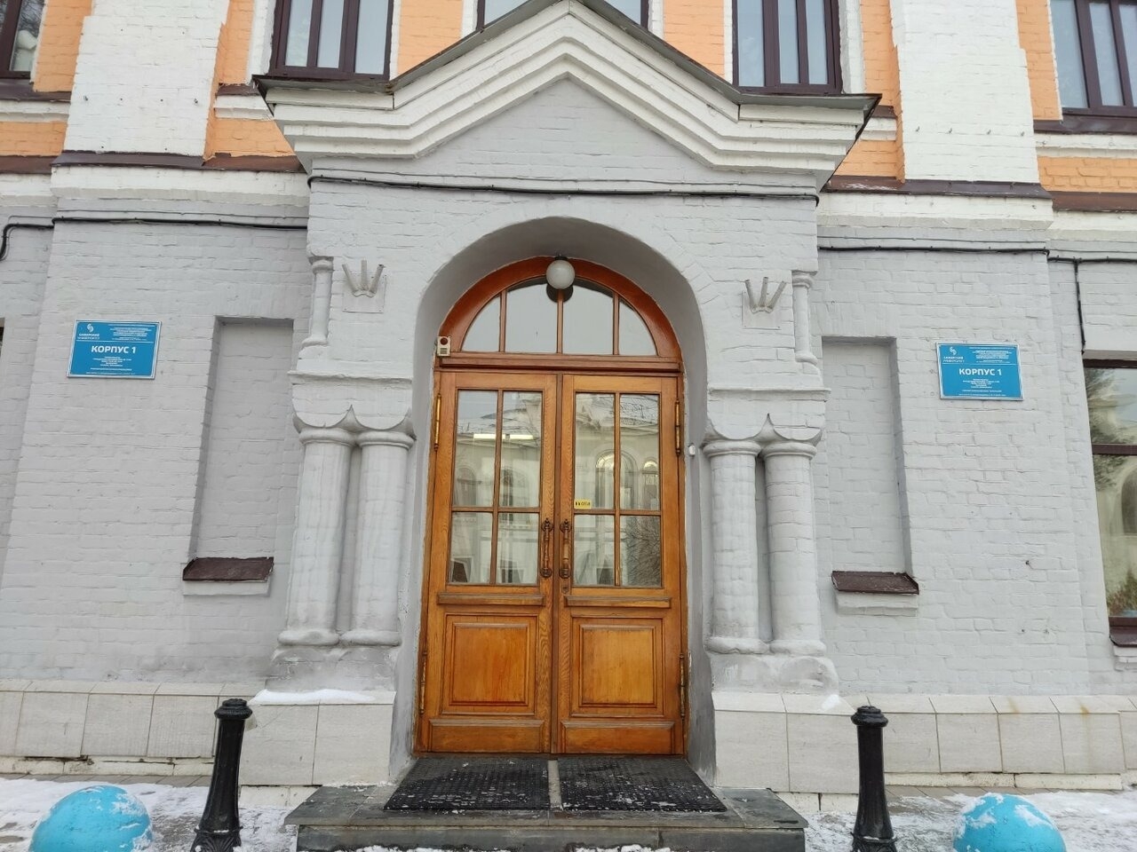 https://back.b.devtwin.multikey.studio/media/place/none-XXXL_UjtripR.jpg
