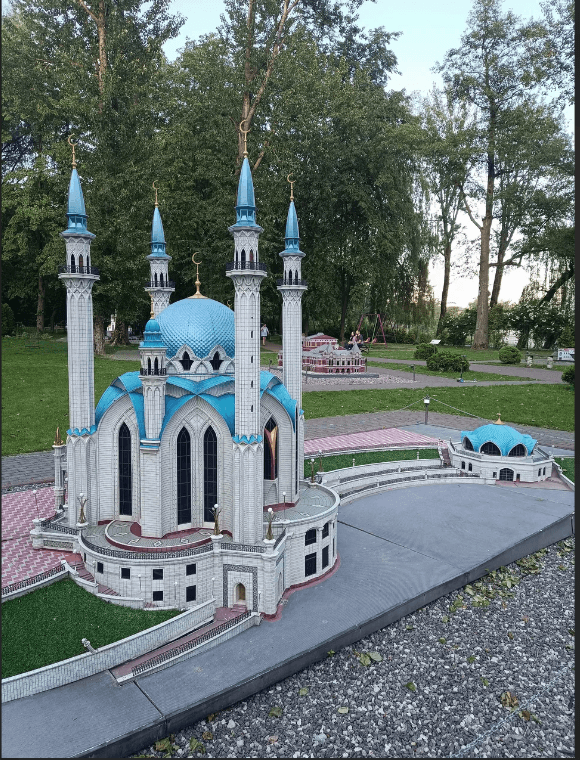 https://back.b.devtwin.multikey.studio/media/place/none-none--2024-06-19_00-56-49.png
