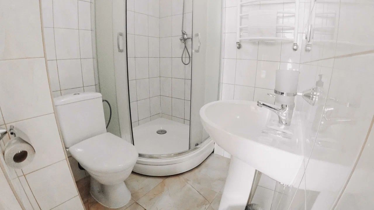 https://back.b.devtwin.multikey.studio/media/place/none-none-XXXL_47.webp_C5M6Ewv.jpeg