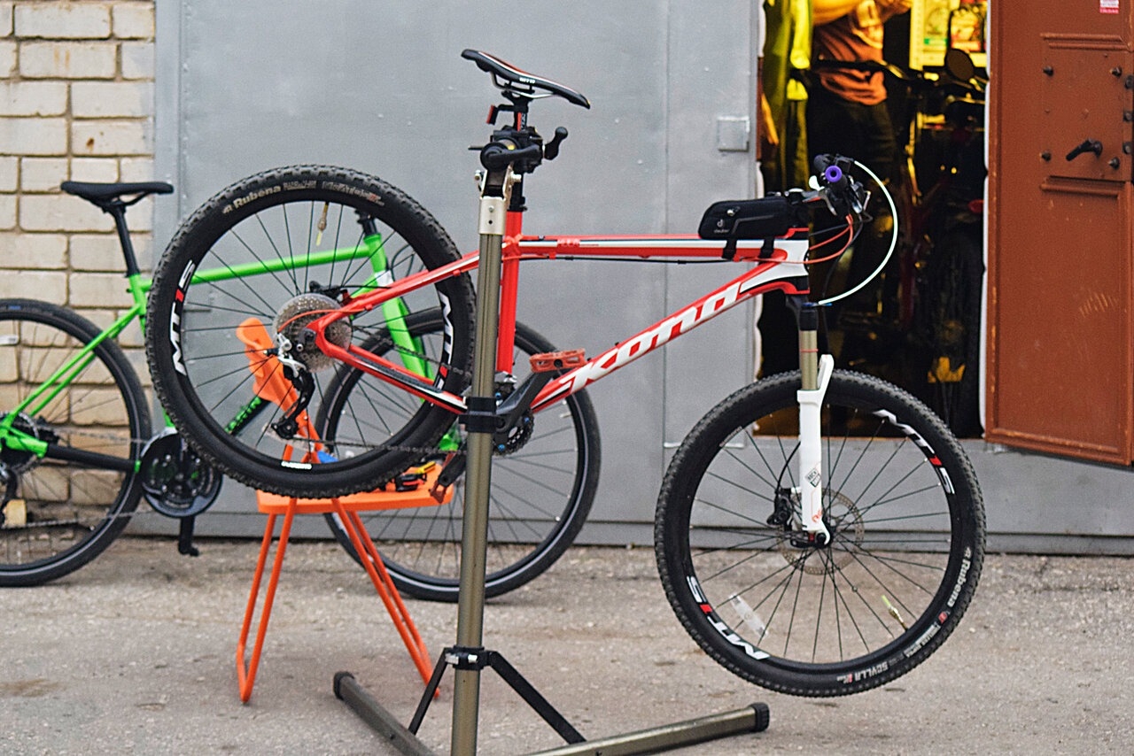 https://back.b.devtwin.multikey.studio/media/place/trash-bike-workshop-XXXL.jpg